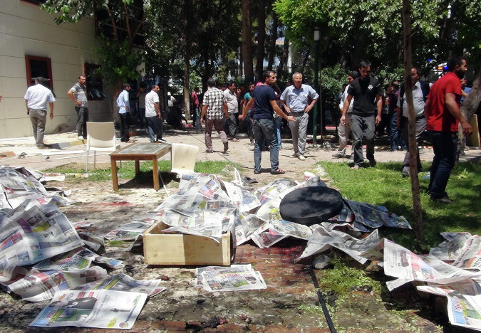 Более 40 человек погибли в терактах в Турции за последние дни