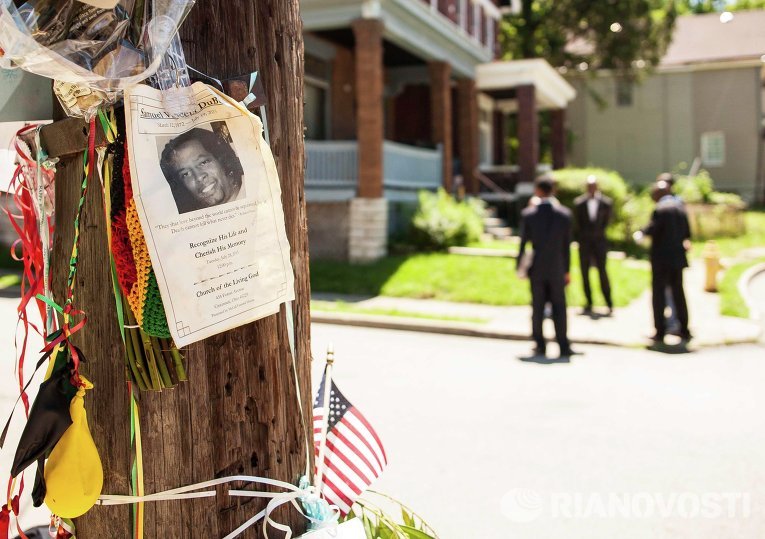 В США задержали шесть участников протеста против убийства чернокожего