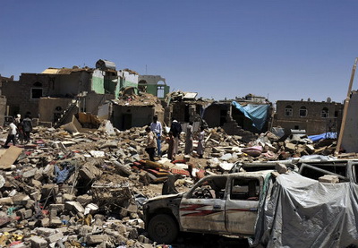 Три человека погибли, 14 пострадали в результате боев в центре Йемена