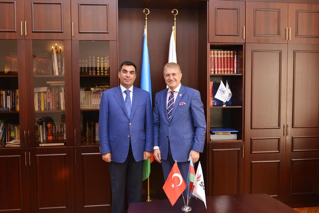 Президент Объединения университетов Евразии посетил Бакинскую высшую школу нефти - ФОТО