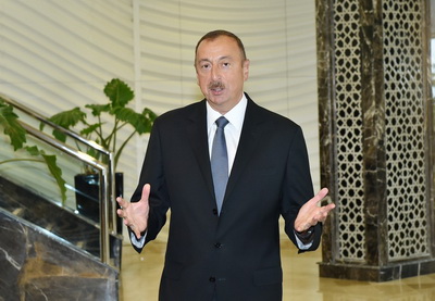 Ильхам Алиев: «Мы должны отставить в сторону нефть, газ, вообще забыть о них» - ФОТО