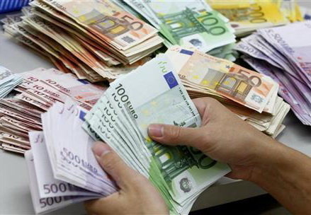 Аналитики назвали валюты, находящиеся под угрозой девальвации