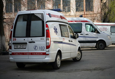 В Азербайджане погиб ребенок, упав с 9-го этажа
