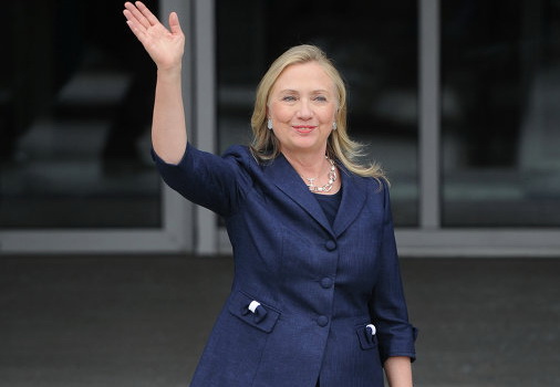 Госдеп США опубликовал более семи тысяч страниц переписки Клинтон
