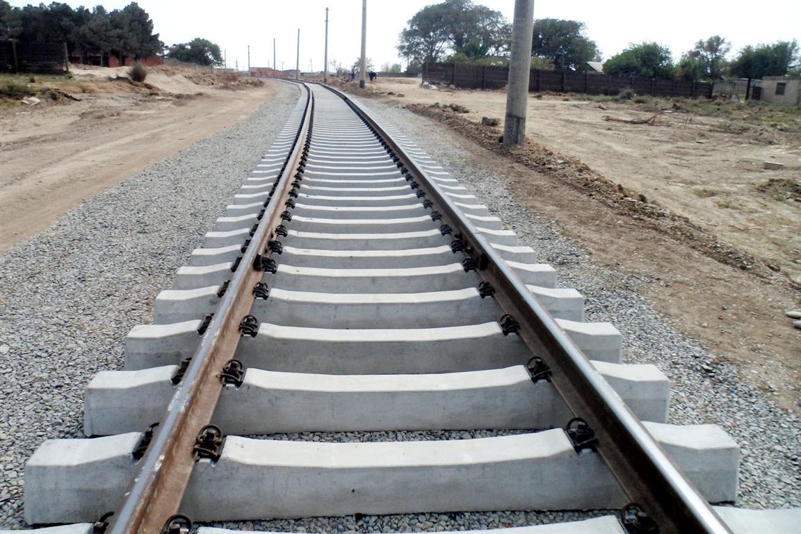 Завершаются ремонтные работы на пассажирской линии железной дороги Баку-Хырдалан-Сумгайыт - ФОТО