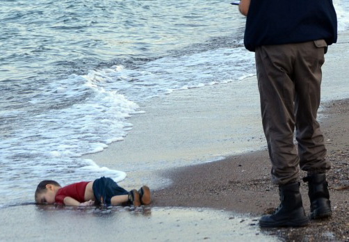 ЕС смягчил позицию по мигрантам на фоне трагических фотографий