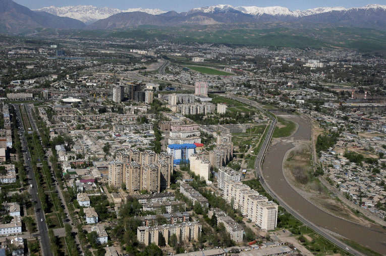 Силовики преследуют вооруженную группу, напавшую на блокпост в Душанбе