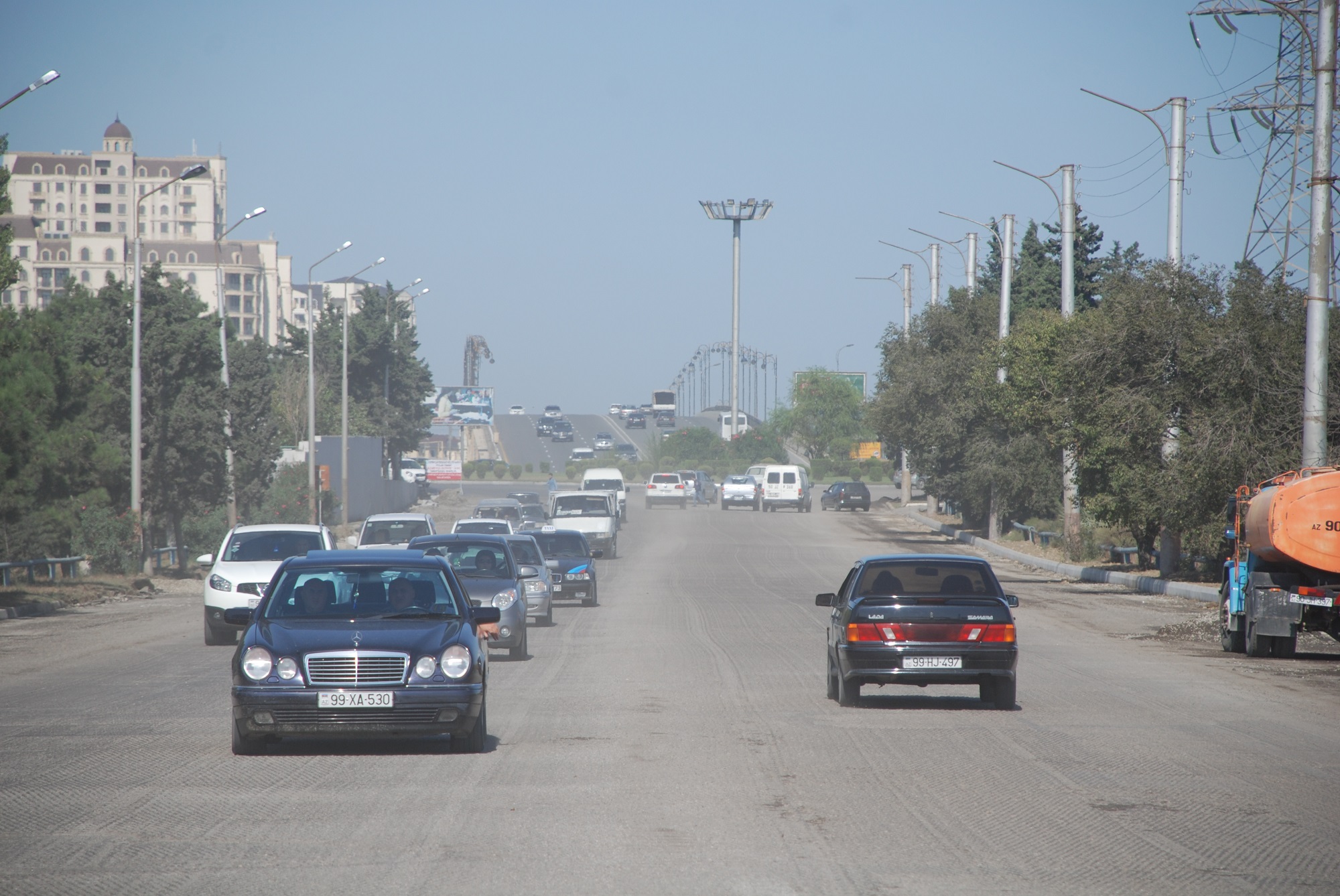 Закрыта на ремонт одна из оживленных улиц Баку - ФОТО - ВИДЕО