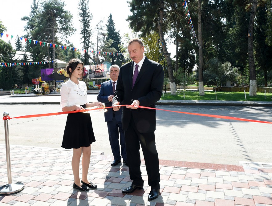 Ильхам Алиев принял участие в открытии Детской музыкальной школы в Гейчае - ФОТО