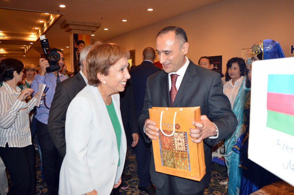 Азербайджан принял участие в Благотворительном базаре в Иордании - ФОТО