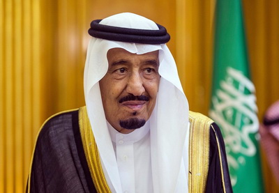 Саудовский король пообещал обеспечивать безопасность паломников
