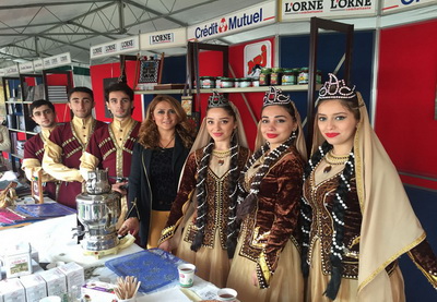 Азербайджан представлен на фестивале Монтийи Сен Дени