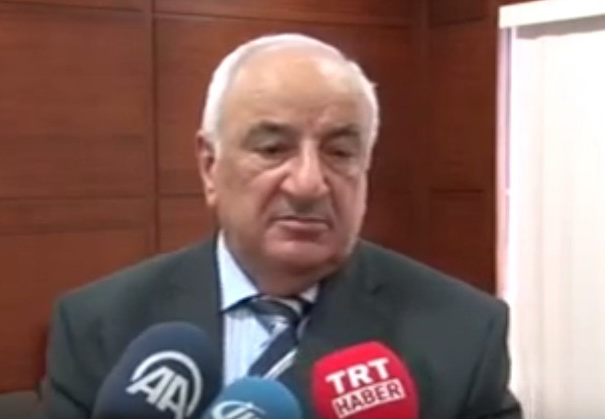 Вице-премьер Азербайджана не смог сдержать слез, соболезнуя родным жертв теракта в Анкаре - ВИДЕО