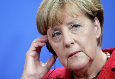 Меркель не предпримет мер из-за установки для нее «виселицы»