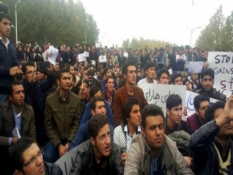 İranda azərbaycanlılar kütləvi etiraz aksiyası keçirib