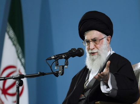 Хаменеи: в отличие от Запада исламский мир давно стал жертвой терроризма