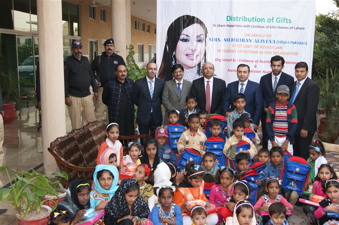 По инициативе первой леди Азербайджана в Пакистане состоялось гуманитарное мероприятие - ФОТО