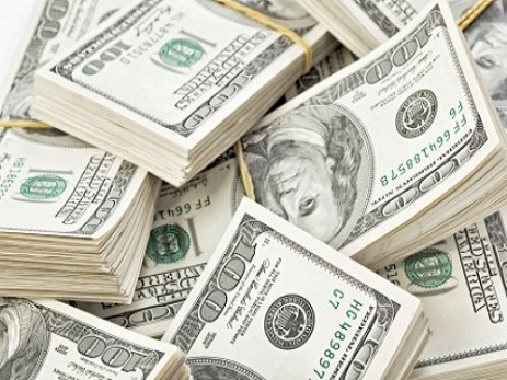 Azərbaycan banklarında 500 dollardan artıq mübadilə əməliyyatı müştərinin şəxsiyyət vəsiqəsi ilə aparılacaq