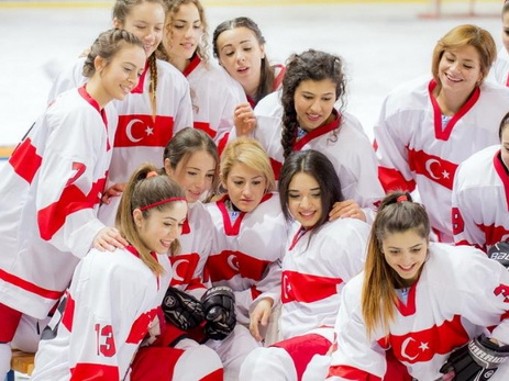 Турция потеряла право на проведение чемпионата мира по хоккею среди женщин - ФОТО
