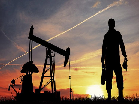 Нефть вернулась к снижению на опасениях переизбытка на рынке