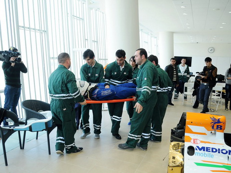 В Баку организованы тренинги для маршалов в организации медицинской помощи на соревнованиях «Формула-1» - ФОТО