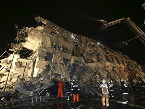 Шестеро погибли, сотни госпитализированы при землетрясении на Тайване