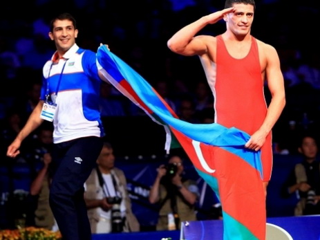 Азербайджанский борец продолжает лидировать в мировом рейтинге