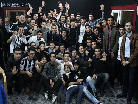 Руководство и футболисты «Нефтчи» поздравили фан-клуб Forza Neftçi - ФОТО
