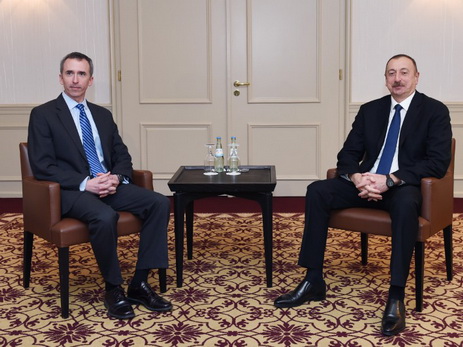 Президент Азербайджана встретился с заместителем секретаря обороны США по разведке