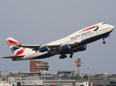British Airways приостанавливает полеты в Азербайджан