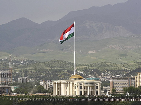 В Таджикистане официально запретили фамилии и отчества с русскими окончаниями
