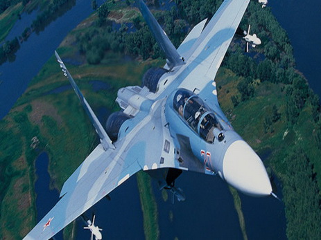 CNN: российский Су-27 сделал «бочку» близ американского RC-135 над Балтикой