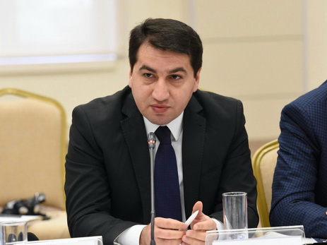 Хикмет Гаджиев: Баку предостерегает Армению от возможного признания незаконного режима Нагорного Карабаха