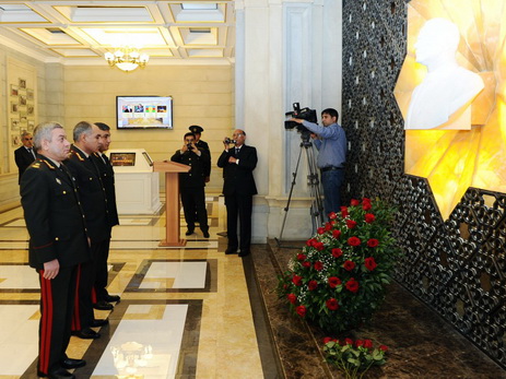 В Военной прокуратуре Азербайджанской Республики почтена память общенационального лидера Гейдара Алиева - ФОТО