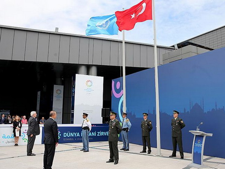 В Стамбуле начался Всемирный гуманитарный саммит