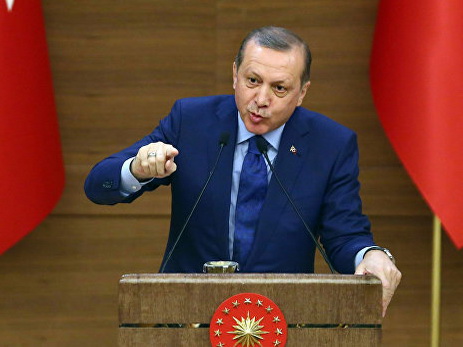 Турция пригрозила выйти из миграционной сделки, если ЕС не отменит визы