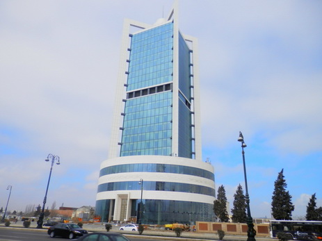 Госнефтефонд Азербайджана продал 11 банкам и Центробанку $50 млн