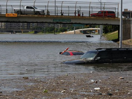 Жертвами наводнений в Техасе стали четыре человека
