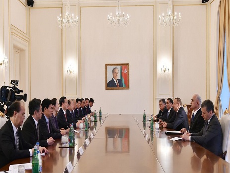 Президент Ильхам Алиев принял первого заместителя председателя Государственного совета Китая - ФОТО