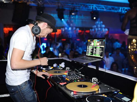 На вечеринке Billionaire Club в Баку выступит DJ Magnum