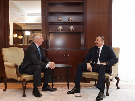 Президент Ильхам Алиев встретился с председателем Азербайджано-немецкого форума - ФОТО