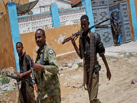 Полиция сообщила о 15 погибших и 25 раненых после атаки на отель в Сомали
