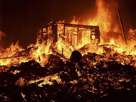 Природные пожары в Калифорнии уничтожили 150 домов