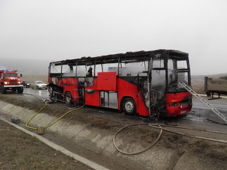СМИ: в Китае при возгорании автобуса погибли семь человек