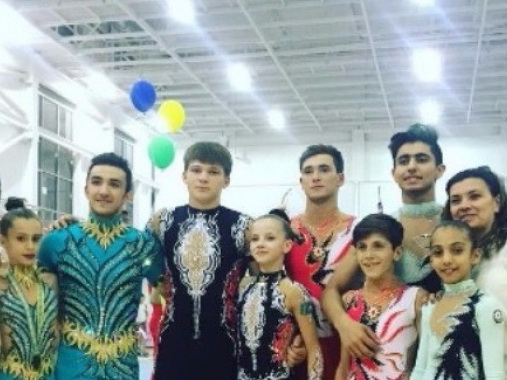 Азербайджанские акробаты победили на турнире в Казахстане