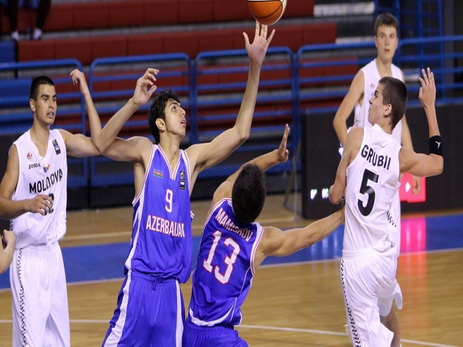 Сборная Азербайджана по баскетболу победила Молдову и вышла в финал чемпионата Европы