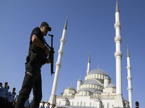 СМИ: в Турции закроют компании, связанные с деятельностью Гюлена