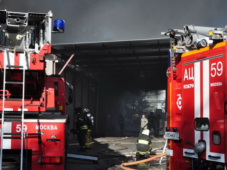 При пожаре на складе на северо-востоке Москвы погибли 17 человек - ВИДЕО - ОБНОВЛЕНО
