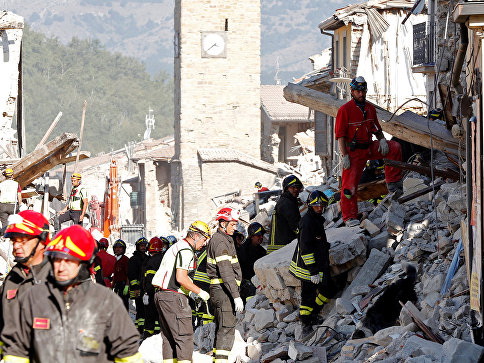 Папа Франциск намерен посетить пострадавшие от землетрясения районы Италии