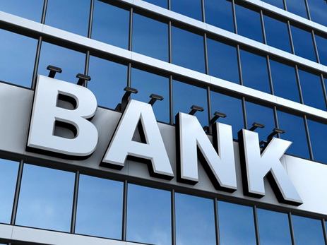 В Азербайджане должник банка, не желая оплачивать кредит, заявил, что его обокрали
